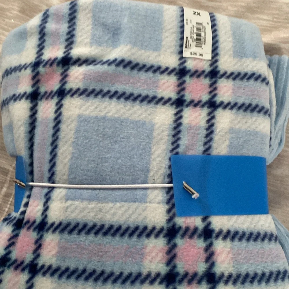Comfy Women’s Pajama Set 2X - Picture 4 of 6